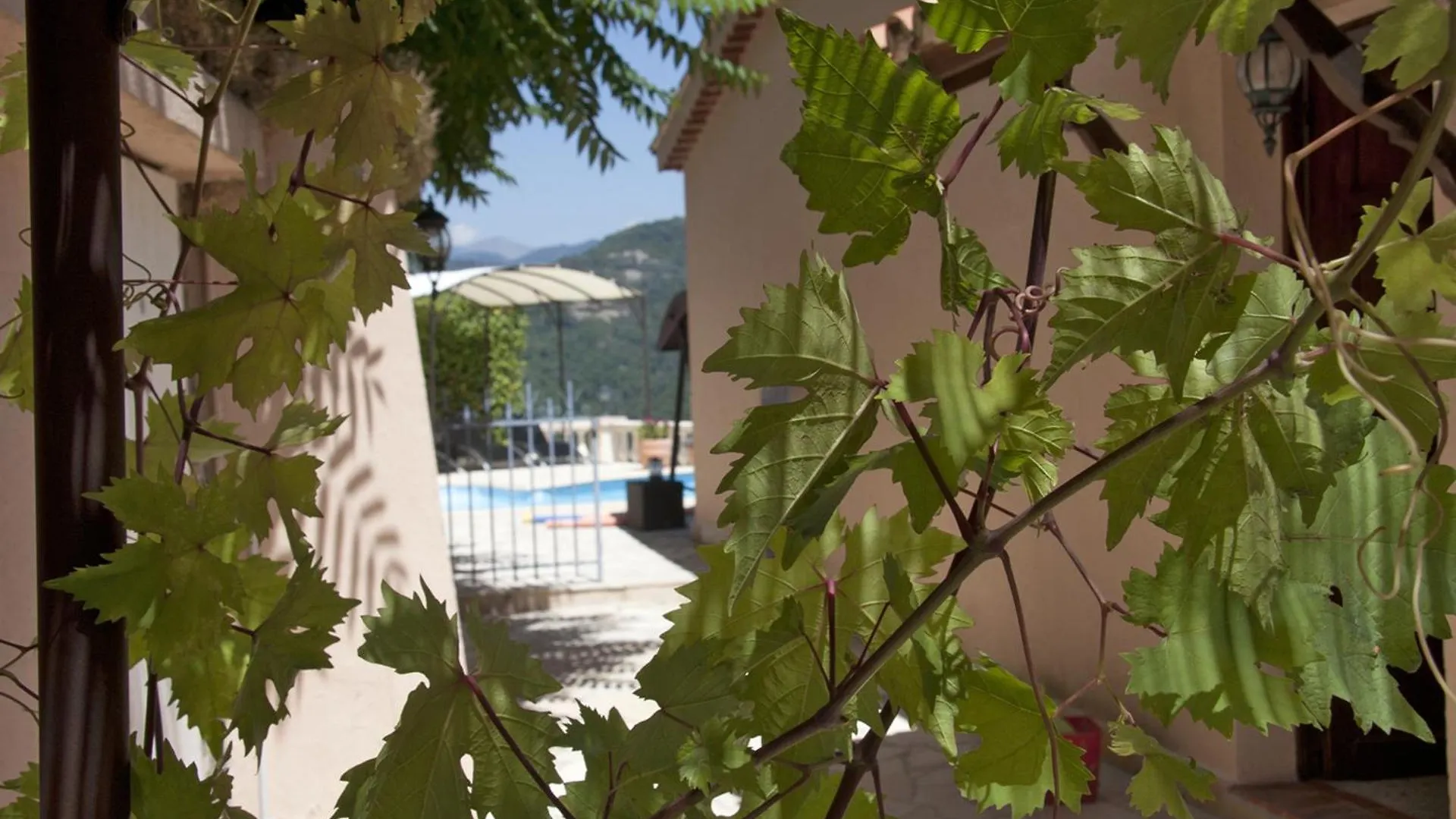 Villa Avec Vue Et Piscine Privee Bendejun
