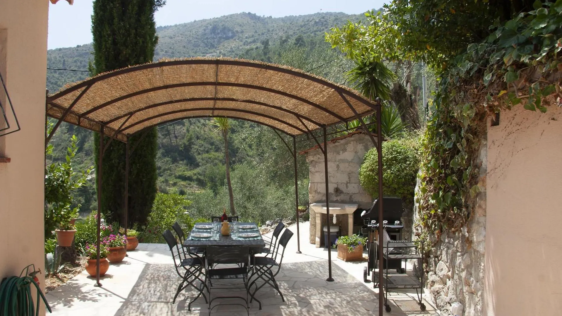 Villa Avec Vue Et Piscine Privee Bendejun 0*,  France